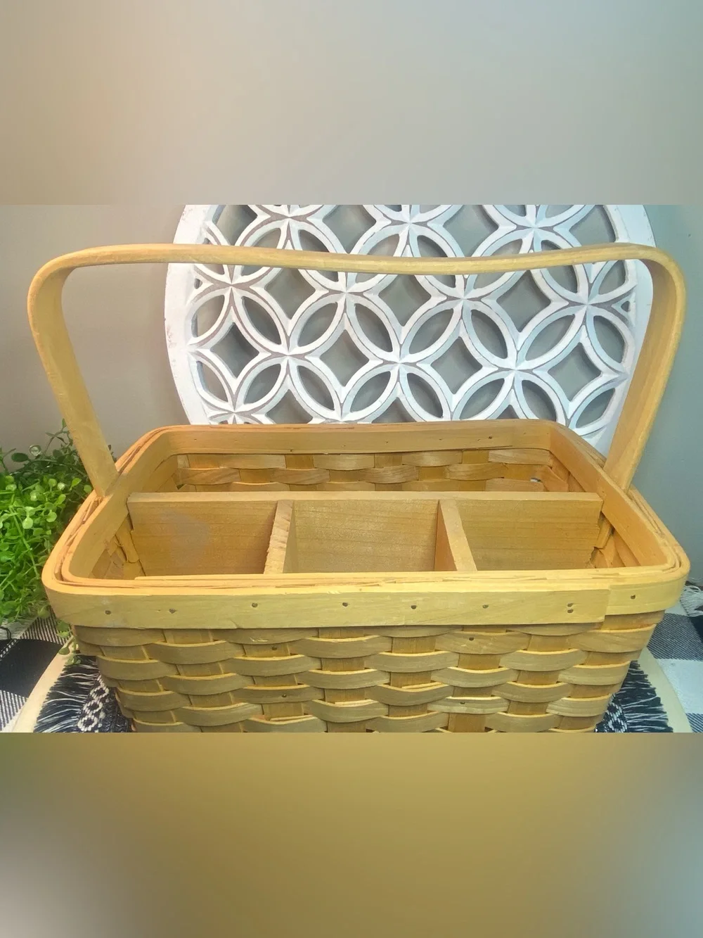 Unbranded Divided Compartments Basket - Perfect for Holding Flatware & Napkins‎